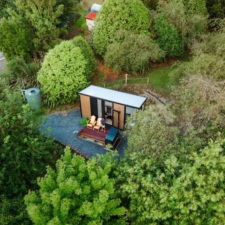 Вілла Tranquility Tiny House By Tiny Away Owaka Екстер'єр фото