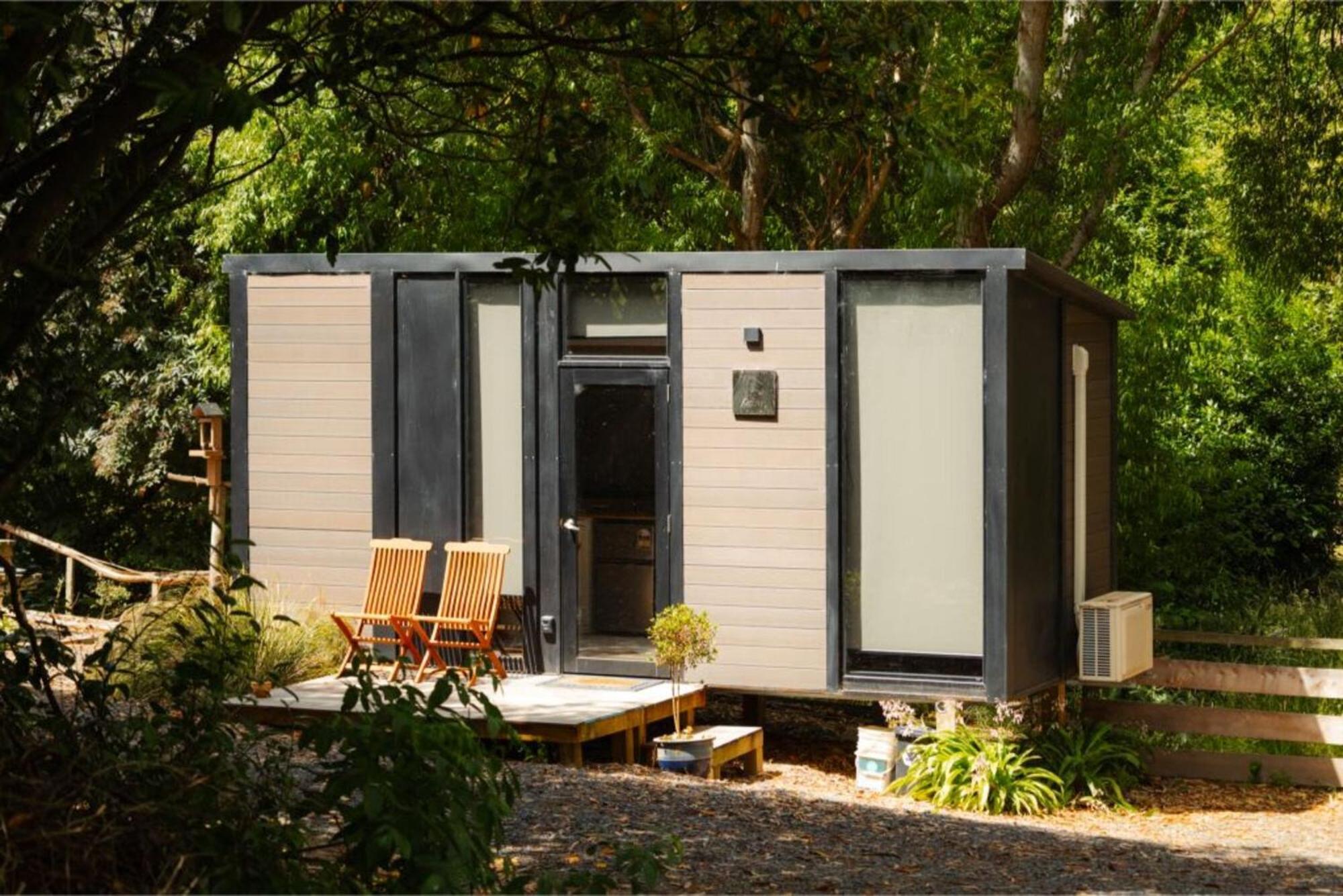 Вілла Tranquility Tiny House By Tiny Away Owaka Екстер'єр фото